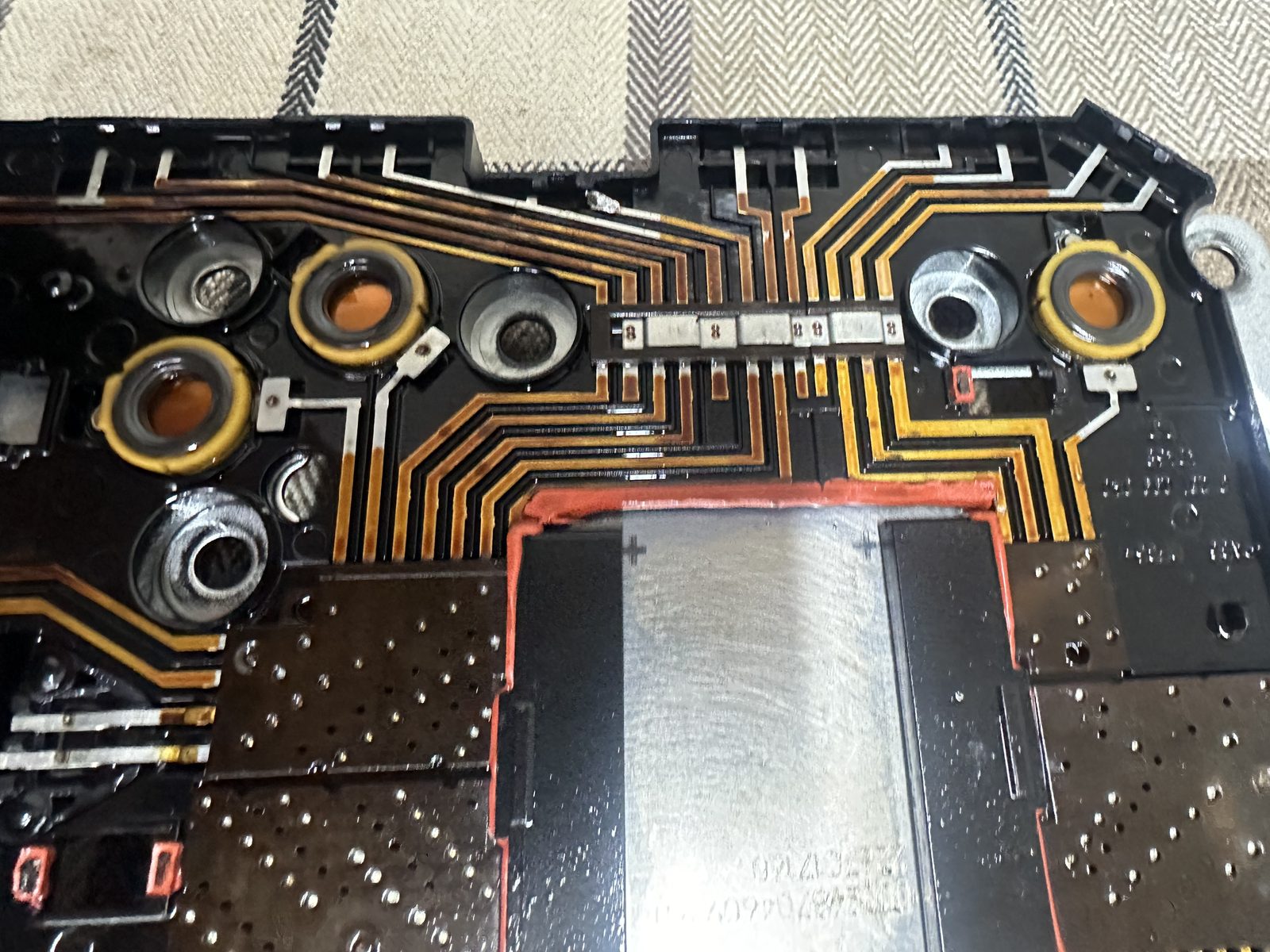 Плата после восстановления контакта